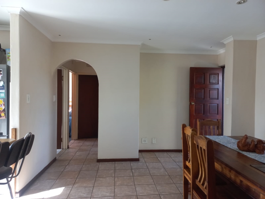 3 Bedroom Property for Sale in Vredekloof Western Cape